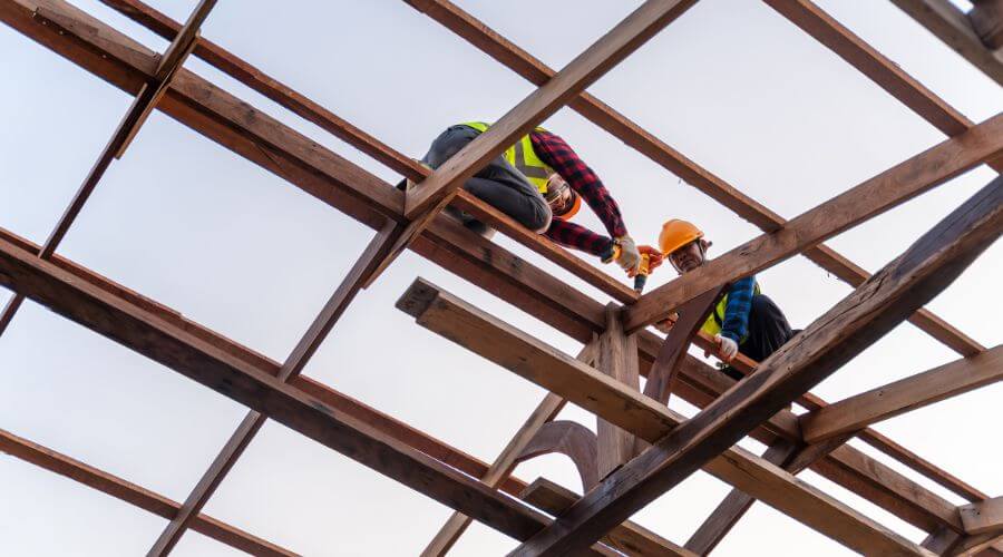 Professional gutter cleaning services in Lakeside Marblehead, OH